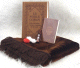 Pack Cadeau couleur marron de luxe : Coran et Citadelle bilingues - Parfum - Tapis